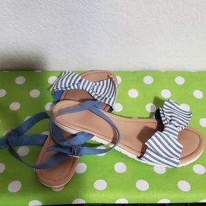 Wonder Nation Blue and White Sandals